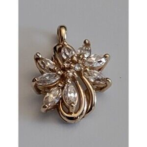 14 K Diamonique CZ Flower Pendant 4.09 Grams Vintage